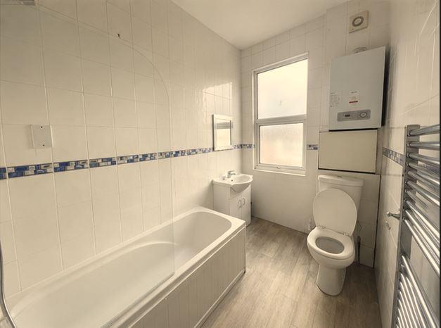 House in Sheffield, South Yorkshire - View 5