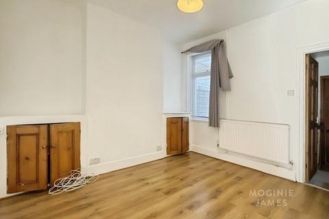 3 bedroom terraced house to rent, Inverness Place, Roath, Cardiff, CF24