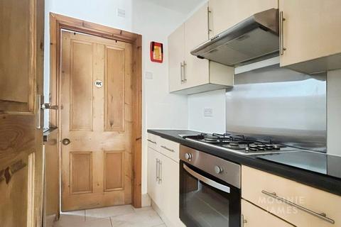 3 bedroom terraced house to rent, Inverness Place, Roath, Cardiff, CF24
