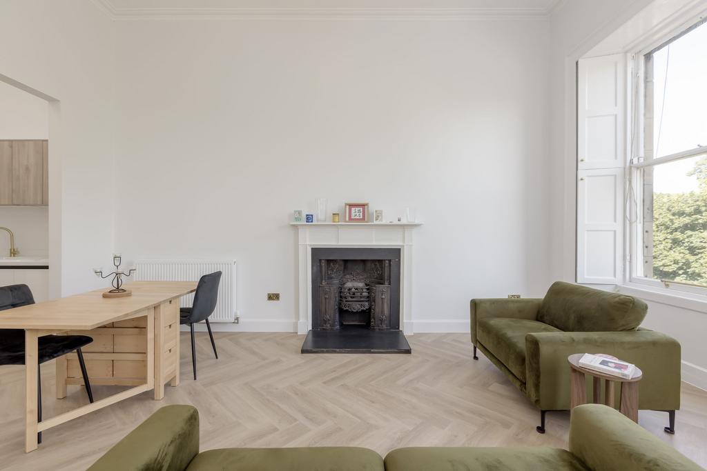 Apartment in Edinburgh, Bellevue, New Town/Broughton - View 2