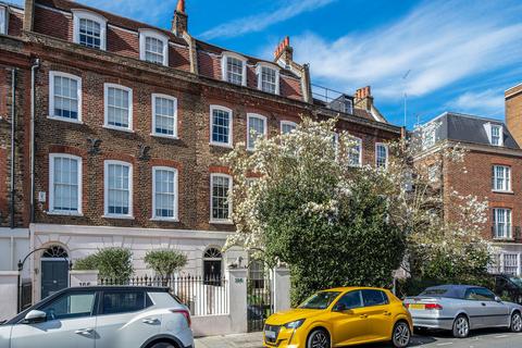 3 bedroom terraced house for sale, Mozart Terrace, Ebury Street, London SW1W