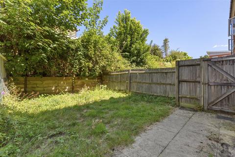 4 bedroom townhouse for sale, Tadros Court, High Wycombe HP13