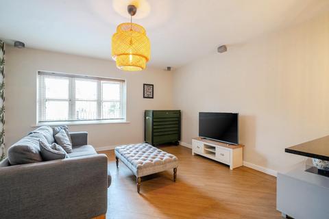 2 bedroom apartment to rent, Deighton Road, Wetherby
