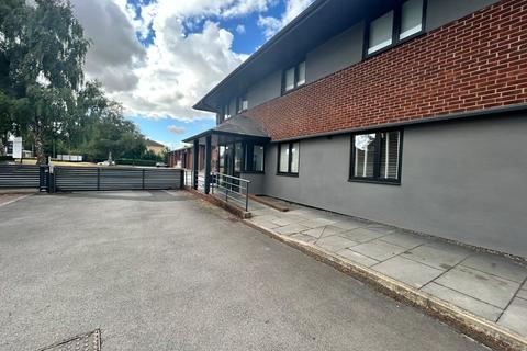 2 bedroom apartment to rent, Fairfax House, Wetherby LS22