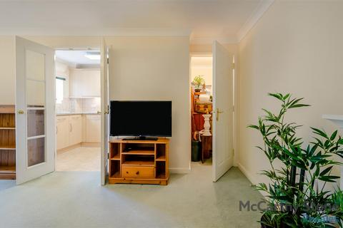 1 bedroom apartment for sale, St Rumbolds Court, Buckingham Road, Brackley