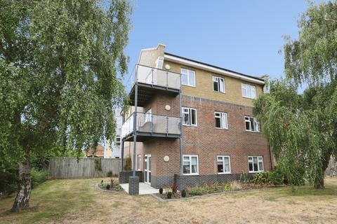 2 bedroom flat for sale, North Street, Milton Regis, Sittingbourne, Kent, ME10