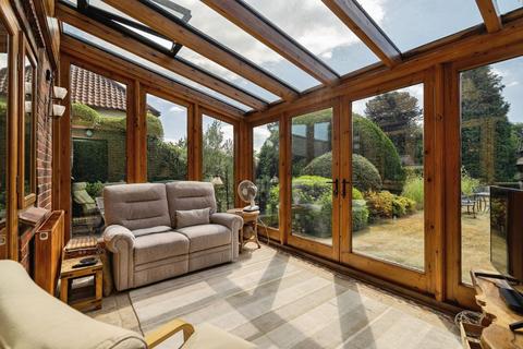 3 bedroom detached house for sale, Hillside Avenue, Norwich NR7