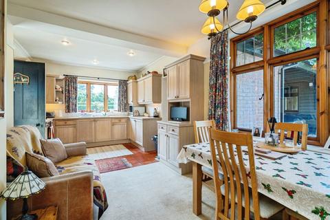 3 bedroom detached house for sale, Hillside Avenue, Norwich NR7