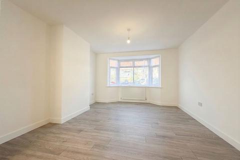 3 bedroom terraced house to rent, Widmore Road, Uxbridge, UB8