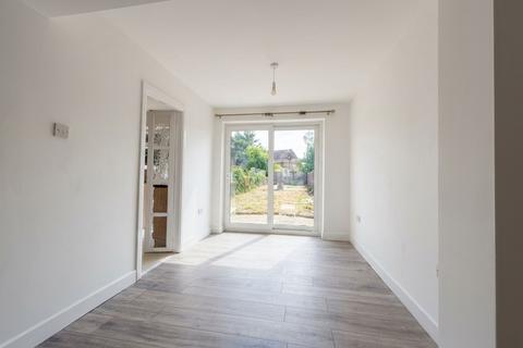 3 bedroom terraced house to rent, Widmore Road, Uxbridge, UB8