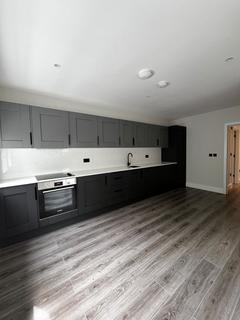 2 bedroom flat to rent, Serbin Close, Leyton, E10