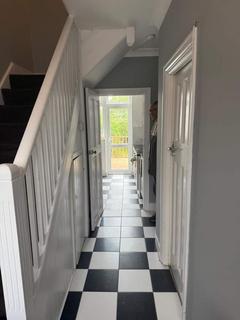 1 bedroom in a house share to rent, Cavendish Gardens, London, IG11