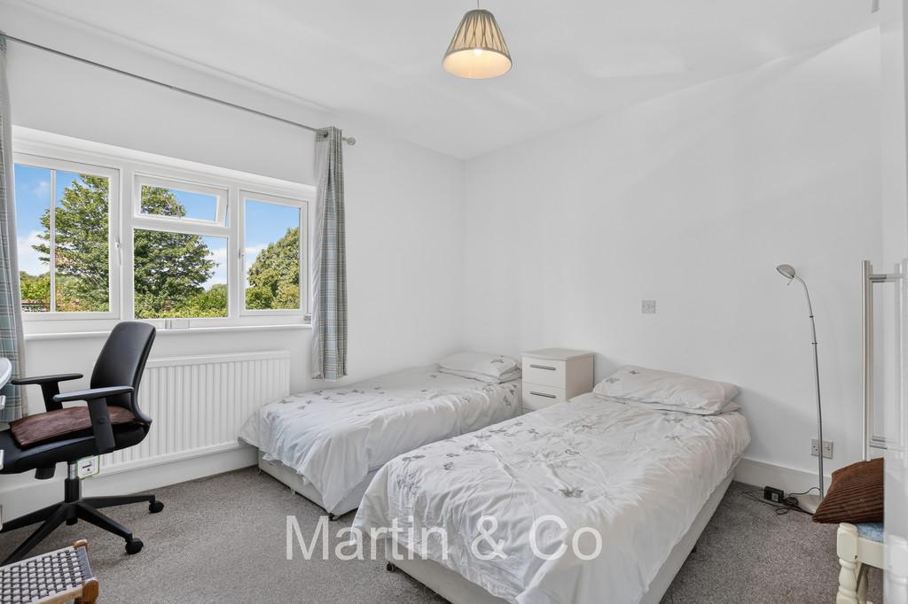 1730292078 - 43 Sussex Road, CR2 - 3