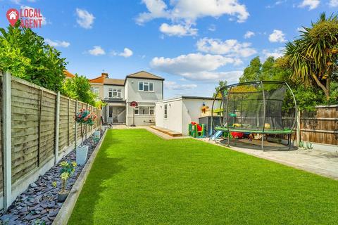 5 bedroom semi-detached house for sale, Hyde Road, Bexleyheath, DA7