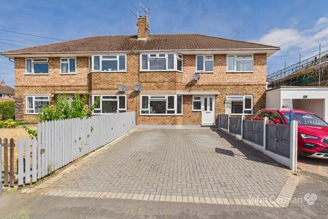2 bedroom ground floor flat for sale, St. James Road, Barton-under-Needwood