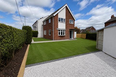 3 bedroom detached house for sale, Bradley, Wrexham
