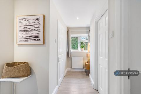 1 bedroom maisonette to rent, Horseshoe Lane, Watford, WD25
