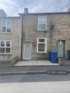 2 bedroom terraced house to rent, Bury Road, Bury, BL0
