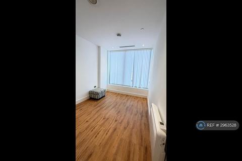 1 bedroom flat to rent, West Gate, London, W5