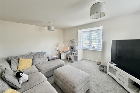 3 bedroom house for sale, Howcroft Road, Houghton Le Spring DH4