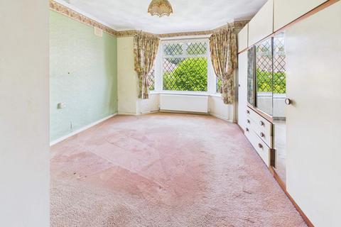2 bedroom detached bungalow for sale, Heol Gwrgan, Whitchurch, Cardiff. CF14