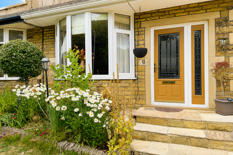 4 bedroom semi-detached house for sale, Fairway Grove, Bradford, BD7 4JE