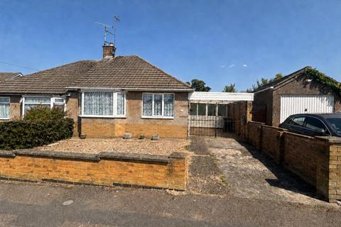 1 bedroom semi-detached bungalow for sale, Glebe Avenue, Hardingstone, Northampton NN4