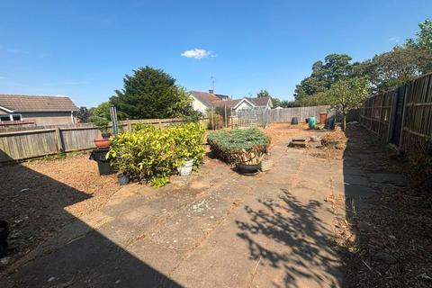 1 bedroom semi-detached bungalow for sale, Glebe Avenue, Hardingstone, Northampton NN4