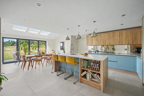 4 bedroom detached house for sale, Field View, Thirsk YO7