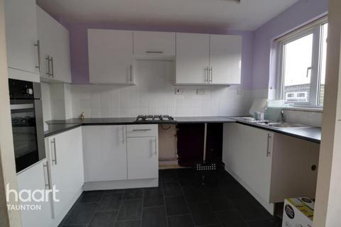 3 bedroom semi-detached house to rent, Scott Close, Somerset