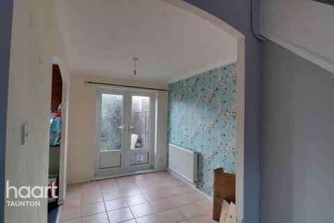 undefined, Scott Close, Somerset