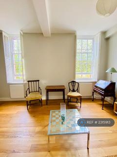 1 bedroom flat to rent, The Parade, Oxon, OX27