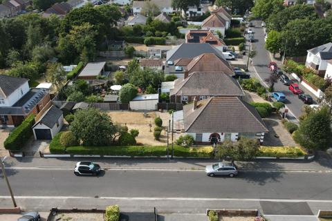 3 bedroom detached bungalow for sale, Arcadia Road, Christchurch BH23
