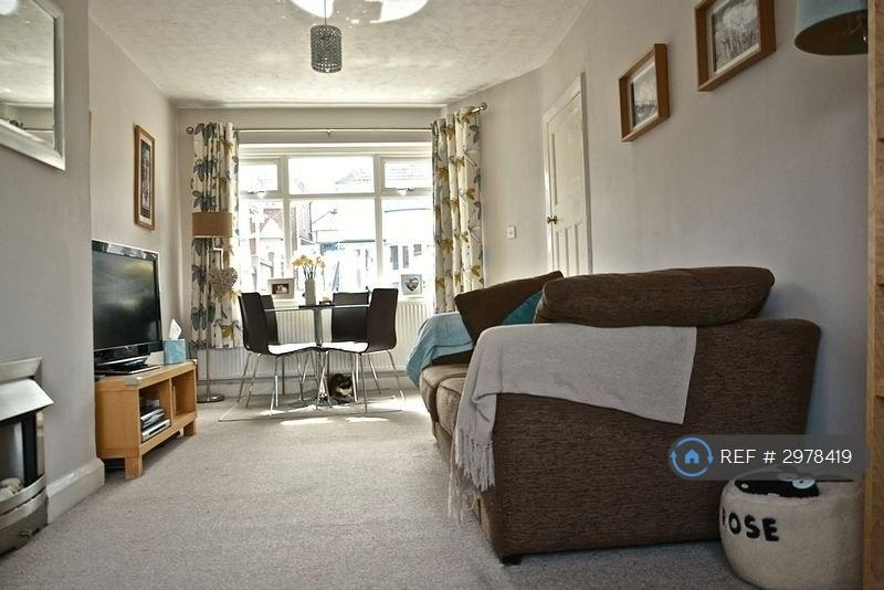 House in Birmingham, West Midlands - View 2