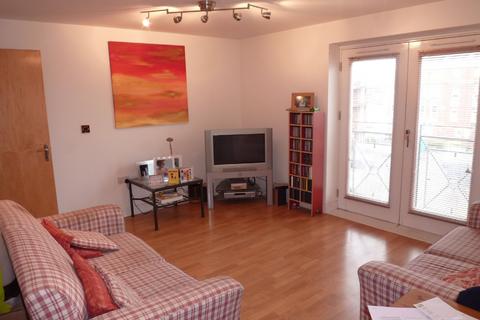 3 bedroom apartment to rent, Conigre Square, Trowbridge