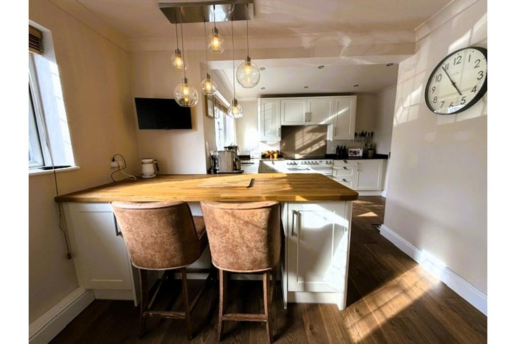 Open-plan living area, open plan living