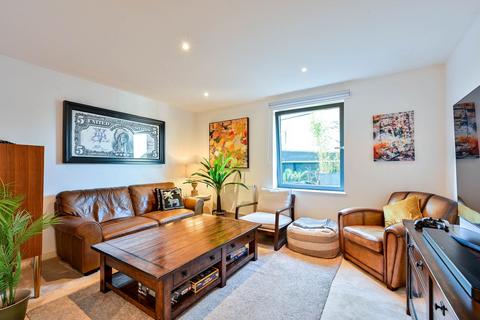 2 bedroom flat to rent, Alexandra Terrace, Guildford, GU1