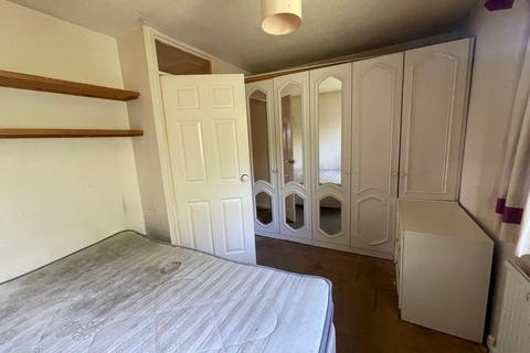 2 bedroom end of terrace house for sale, 18. Meadowcroft Glade, Westfield, Sheffield, South Yorkshire S20 8EN