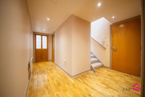 3 bedroom apartment to rent, Crow Lane East, Josiah Evans Court, WA12