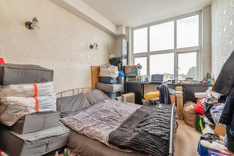 undefined, Princess Margaret Road, East Tilbury, Tilbury
