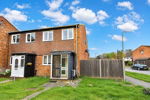 2 bedroom end of terrace house for sale, Pinewood Park, Hampshire GU14