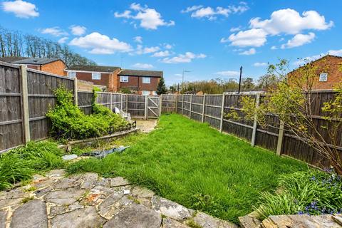 2 bedroom end of terrace house for sale, Pinewood Park, Hampshire GU14