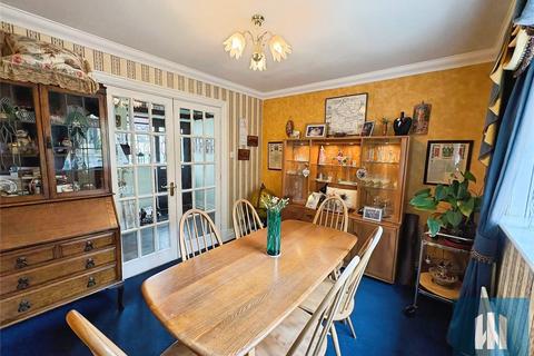 5 bedroom detached house for sale, Spinners Way, Mirfield, WF14