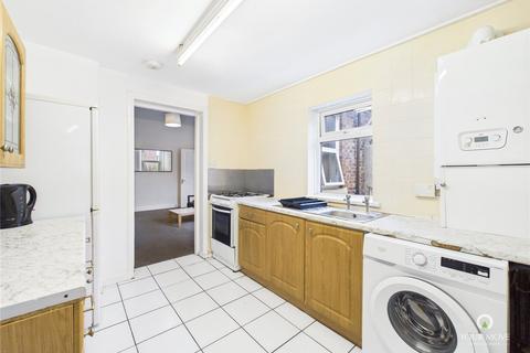 3 bedroom flat to rent, Wingrove Avenue, Tyne and Wear NE4