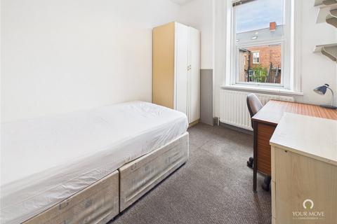 3 bedroom flat to rent, Wingrove Avenue, Tyne and Wear NE4