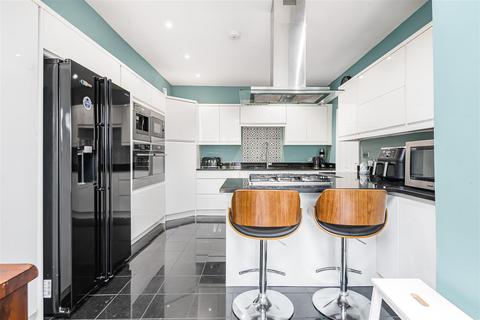 4 bedroom semi-detached house for sale, Rose Hill Park West, Sutton
