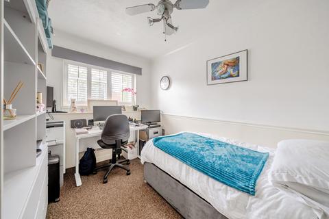 2 bedroom end of terrace house for sale, Middle Park Avenue, London