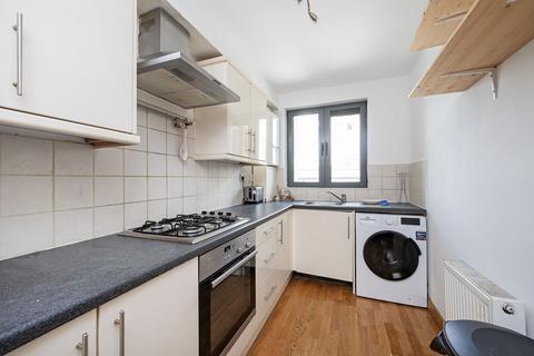 3 bedroom flat for sale, Stean Street, Haggerston, London, E8