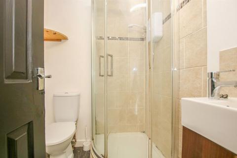 Studio for sale, St. Marys Square, Newmarket CB8