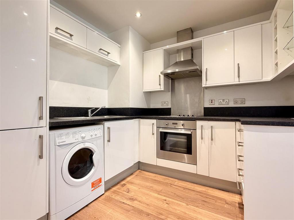 Apartment in Sheffield, Little Sheffield, Broomhall - View 2